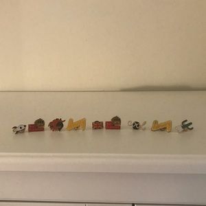 Brandy Melville Pins!